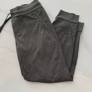 Athleta Trekkie North Jogger Size 10 Olive Green